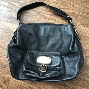 MICHAEL KORS Black boho bag.